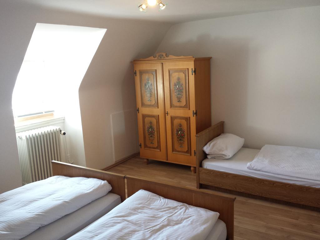 Hotel Dorfschenke Pirmasens Room photo