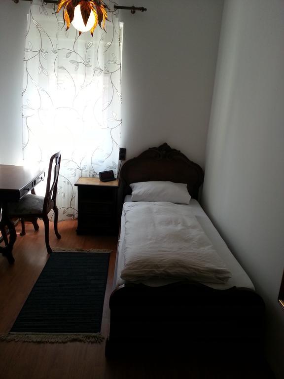 Hotel Dorfschenke Pirmasens Room photo